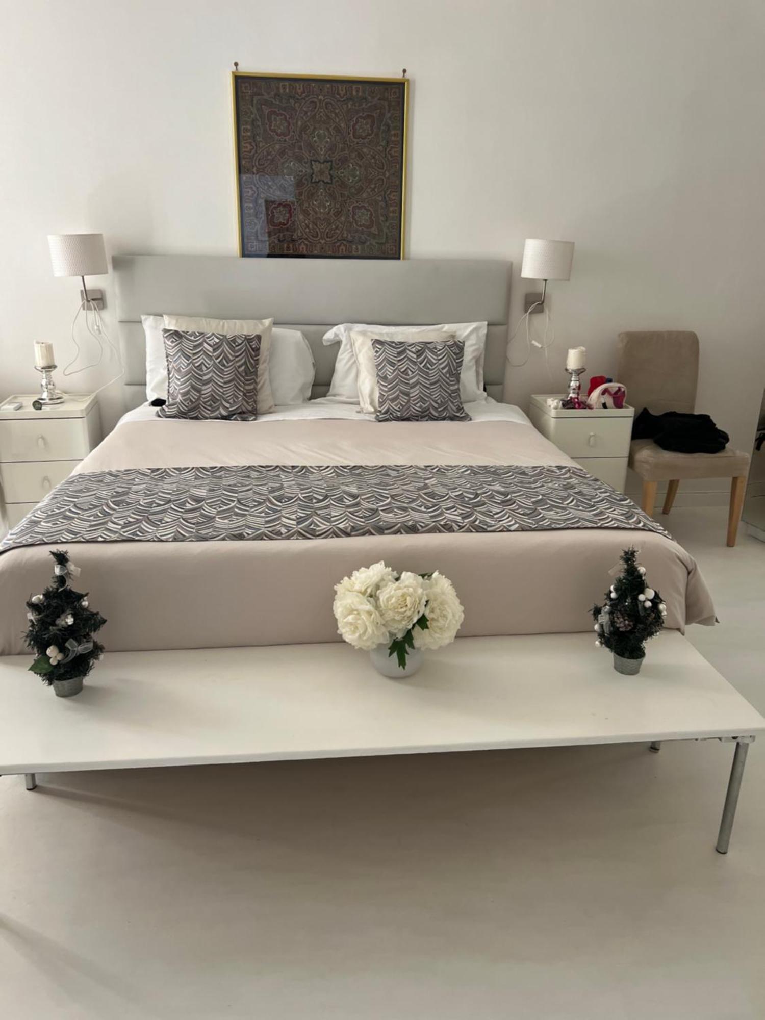 Relais Piazza Dei Martiri Bed & Breakfast Napoli Bagian luar foto