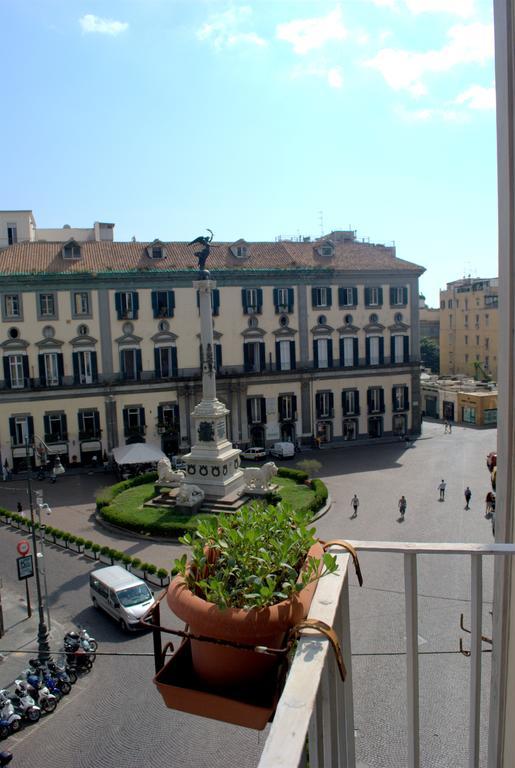 Relais Piazza Dei Martiri Bed & Breakfast Napoli Ruang foto