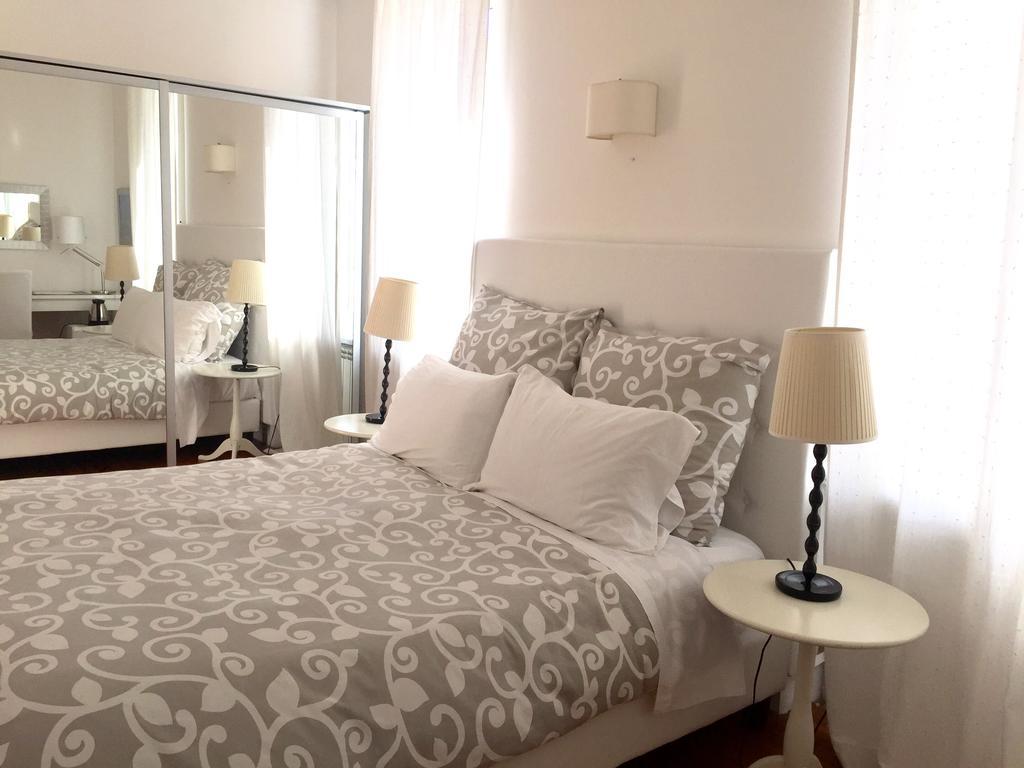 Relais Piazza Dei Martiri Bed & Breakfast Napoli Bagian luar foto
